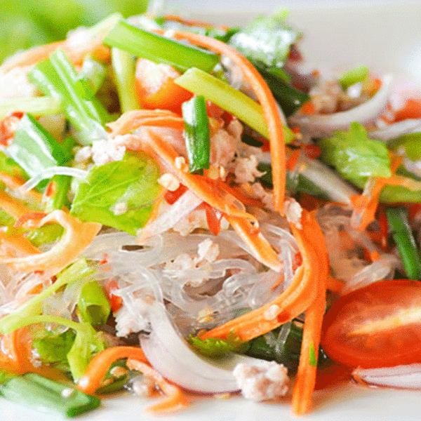Verrine salade nouilles de riz Angkor-Thai