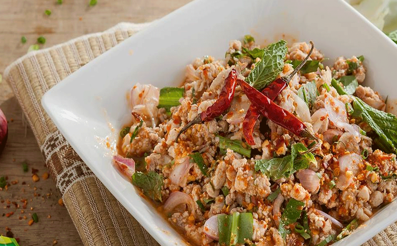 Laab Namtok poulet haché