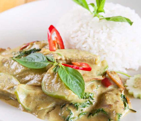 Escalope de poulet au curry vert Thaï