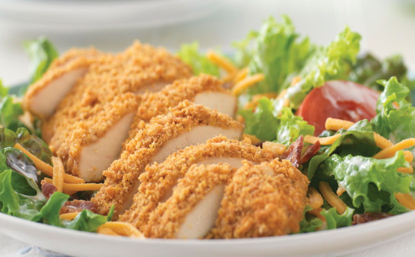 Poisson croustillant et sa salade composé