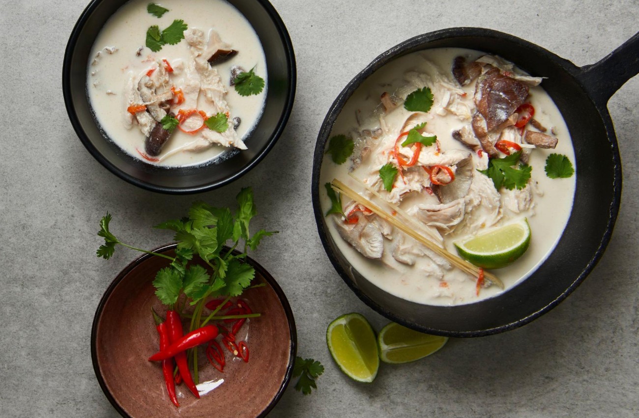 Soupe Tom kha kai aux crevettes